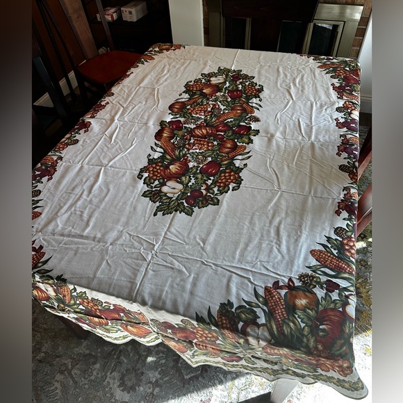 Fall/Thanksgiving oval shaped tablecloth, 53 in w x 82 in l - Picture 2 of 5